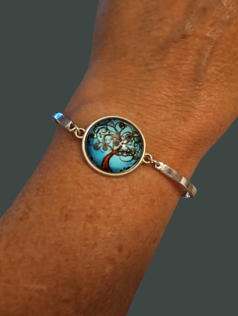 3/$30 Blue Glass Dome Tree of Life Silvertone Bracelet
